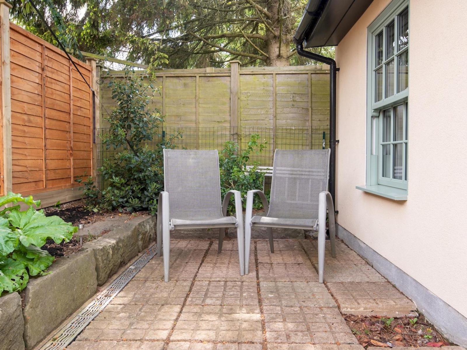 Pass The Keys Charming Garden Cottage With Parking Bath Exteriér fotografie